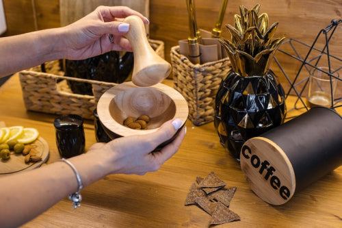 How Ayurvedic Ingredients Are Shaping Modern Skincare in 2026