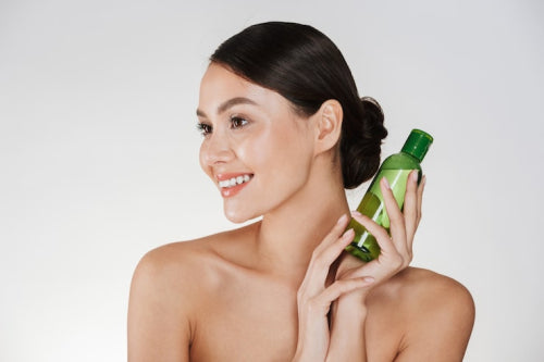 The Best Herbal Face Serums for Clear, Glowing Skin in 2026