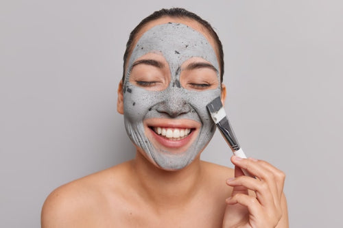 Charcoal Face Mask vs Calamine Clay Mask: Which Fits Your Skin Type?