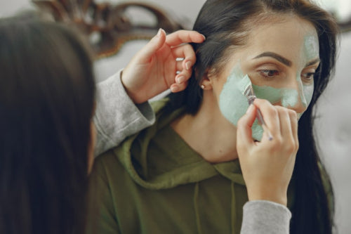 How to Choose a Face Mask for Oily, Dull, or Congested Skin