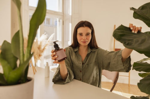 How to Choose Natural Haircare Without SLS or Harsh Cleansers