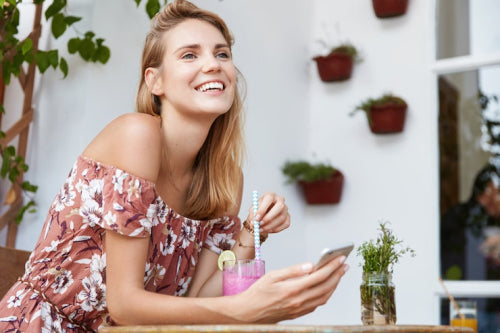 Why Herbal Wellness Complements Everyday Beauty Routines