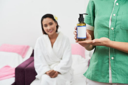 Organic Massage Oils for Body Nourishment: What to Know