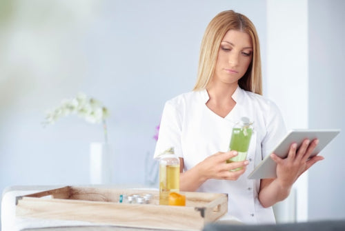 The Role of E-Commerce in Expanding Access to Ayurvedic Beauty