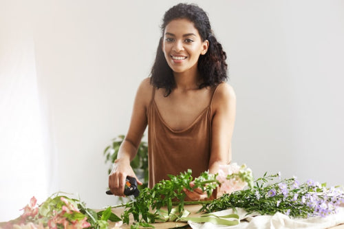 Sourcing Indigenous Herbs for Luxury Haircare: Challenges and Opportunities for Indian Clean-Beauty