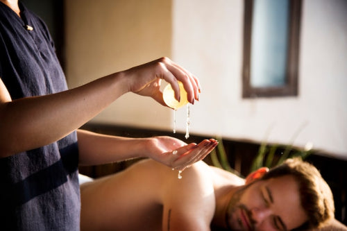 Uses of Aromatherapy and Ayurvedic Oils in Body-Care: Positioning Versatility for Indian Luxury Brands