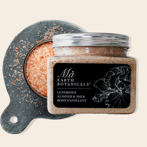 LUXURIOUS ALMOND & MILK BODY EXFOLIANT