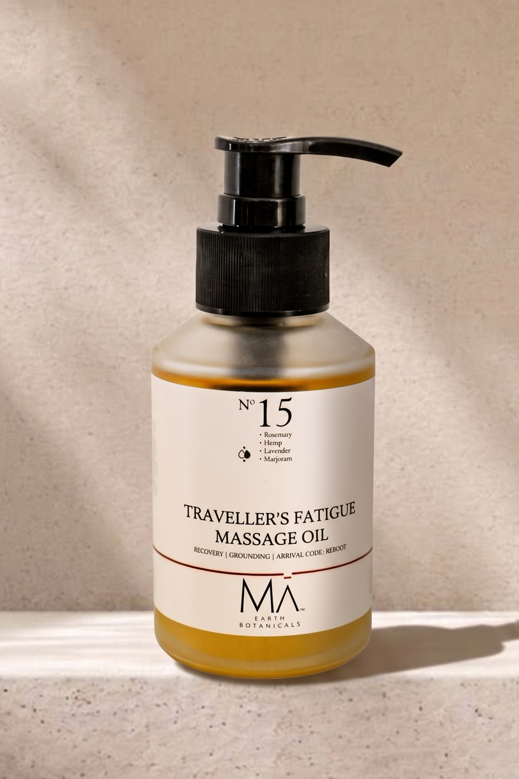 TRAVELLER'S FATIGUE MASSAGE               No 15   ROSEMARY | HYSSOP | LAVENDER | MARJORAM